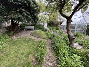 Photo 24- click for photo gallery